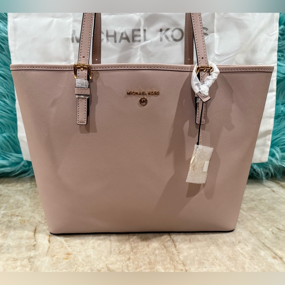 Michael Kors Jet Set Charm Soft Pink Tote Bag